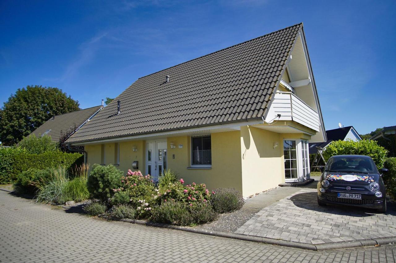 Haus Inselblick: Seaside Retreat with Spa Access Goehren  Exterior photo