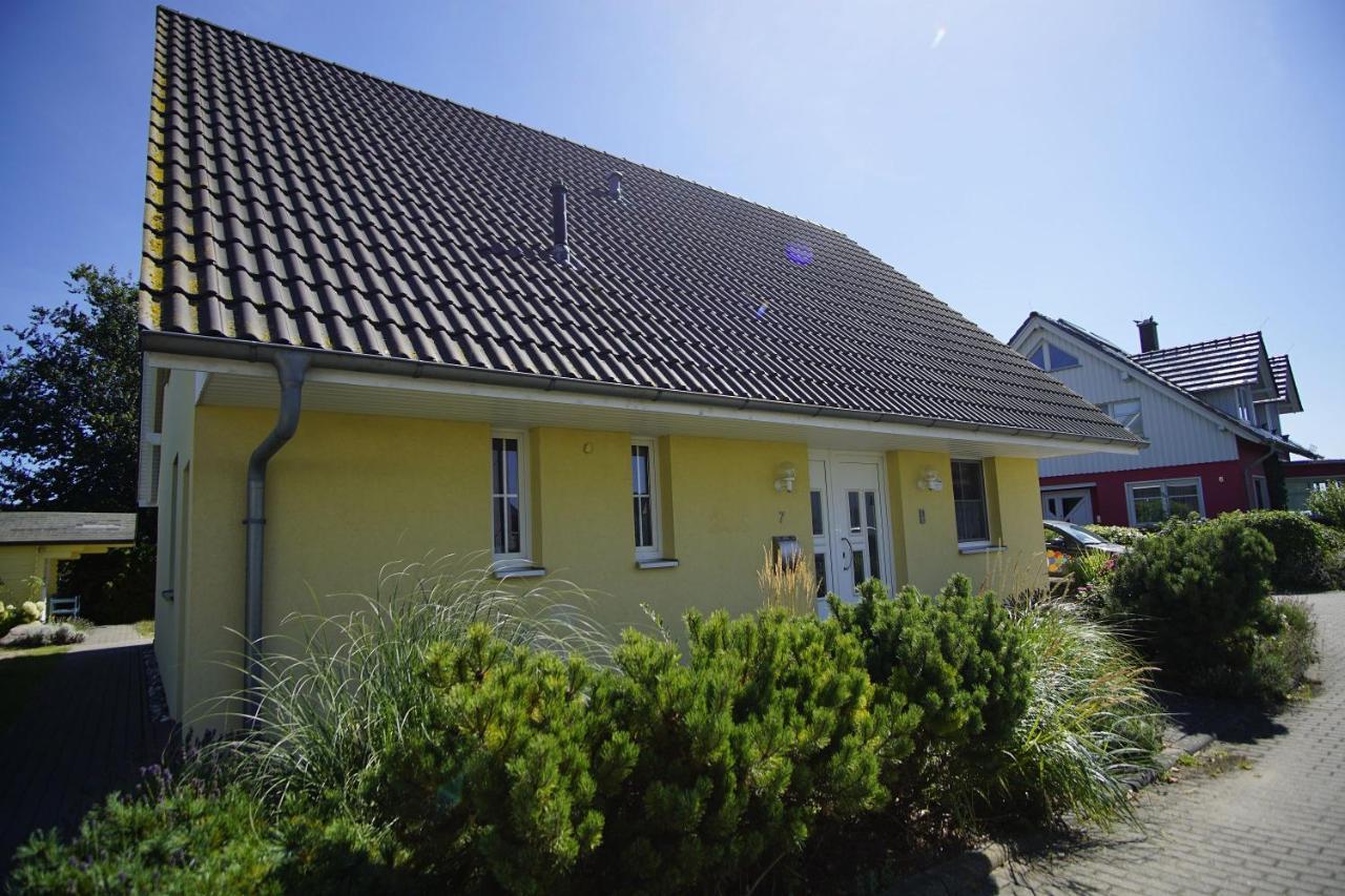 Haus Inselblick: Seaside Retreat with Spa Access Goehren  Exterior photo
